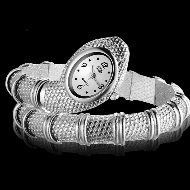 Elevate Your Style with the Luxurious Women's Snake Watch - A Gold-Accented Fashion Statement for Every Occasion